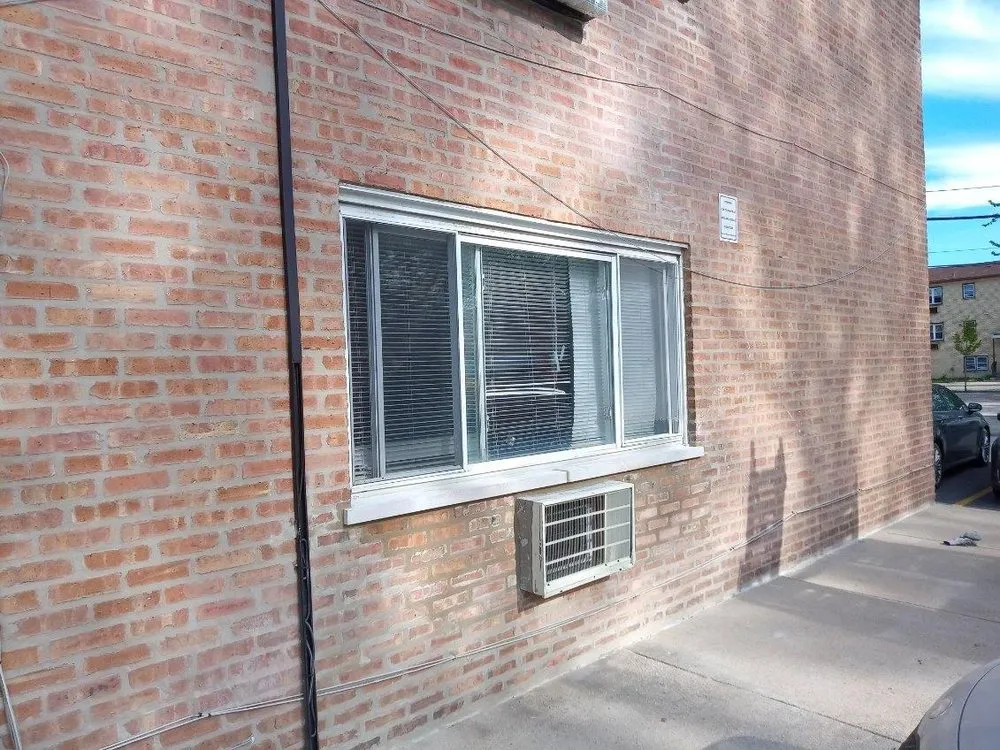 Slide of Kerry Tuckpointing