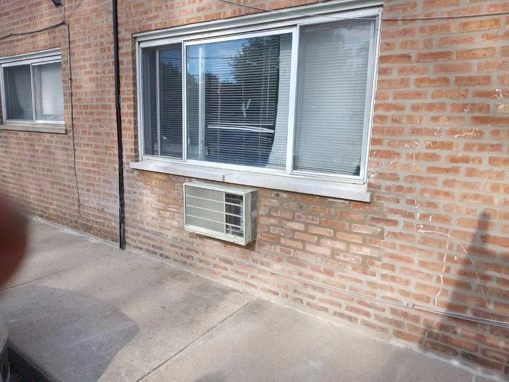 Slide of Kerry Tuckpointing