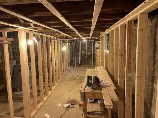 Kevin General Construction Logo