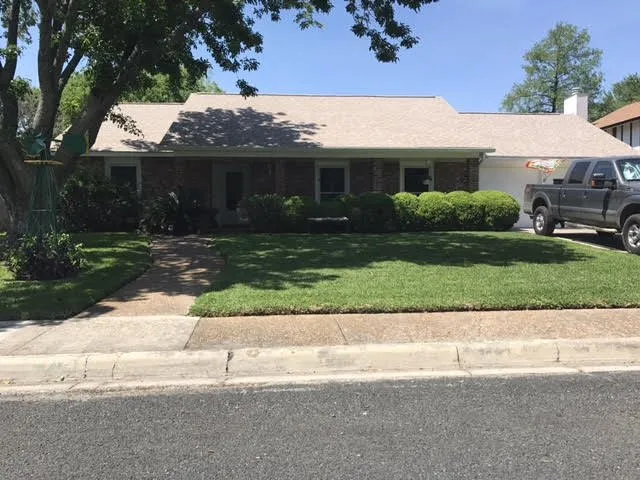 Slide of Kevin's Glass & Roofing