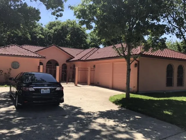 Slide of Kevin's Glass & Roofing