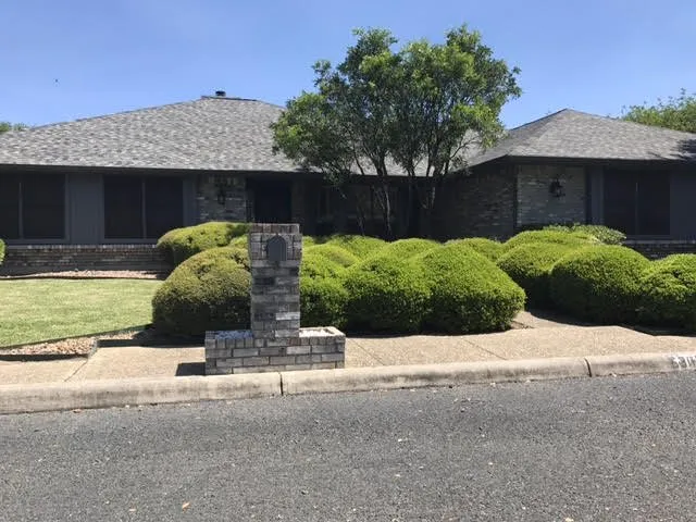 Slide of Kevin's Glass & Roofing