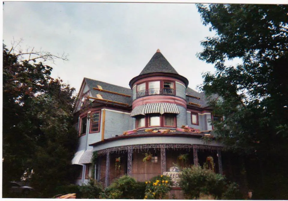 Slide of Kevin's Roofing of Valparaiso