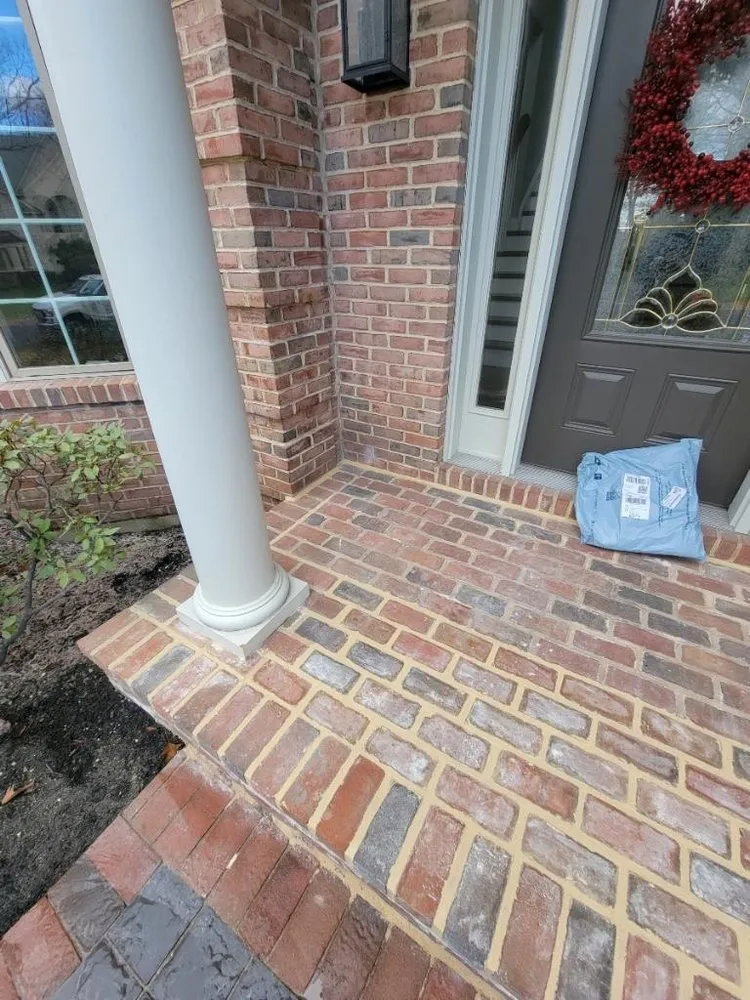 Slide of Keystone Brick & Stucco