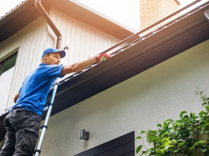 Slide of Keystone Gutter Helmet