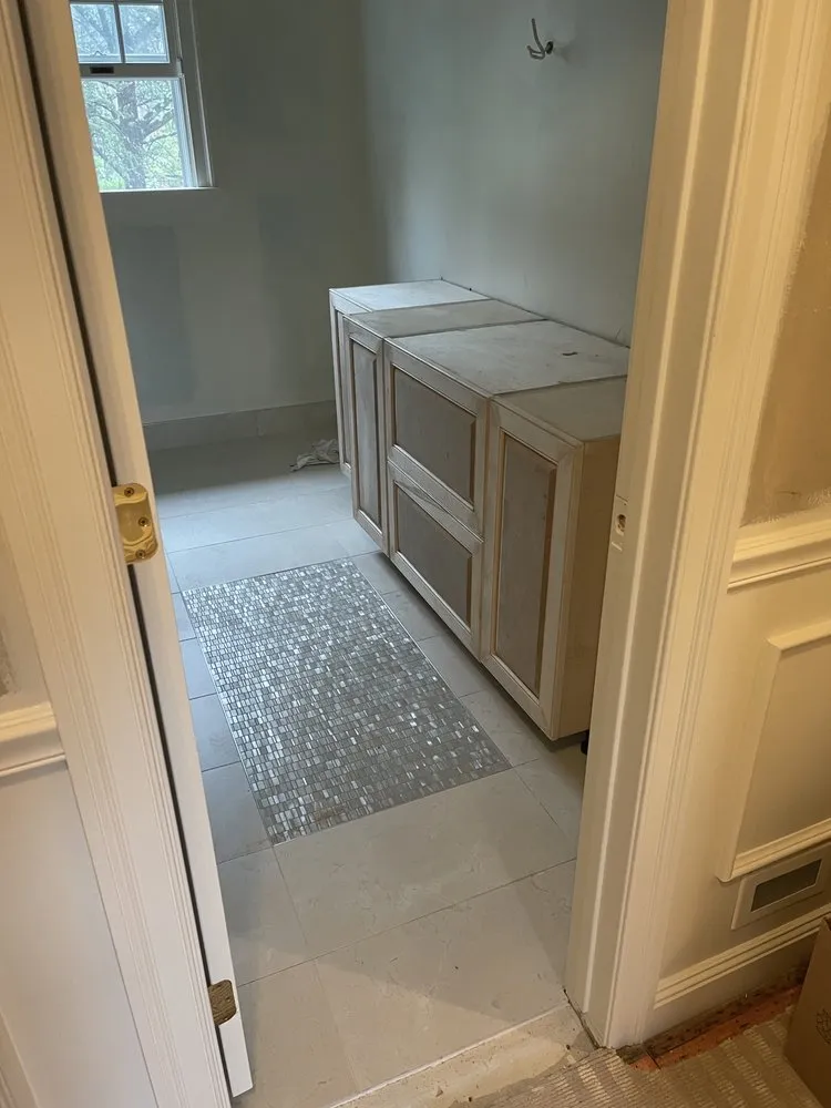 Slide of K&F General Contractors