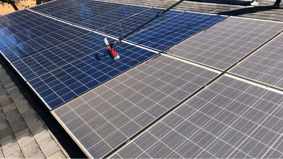 Slide of KG Pristine Solar Cleaning