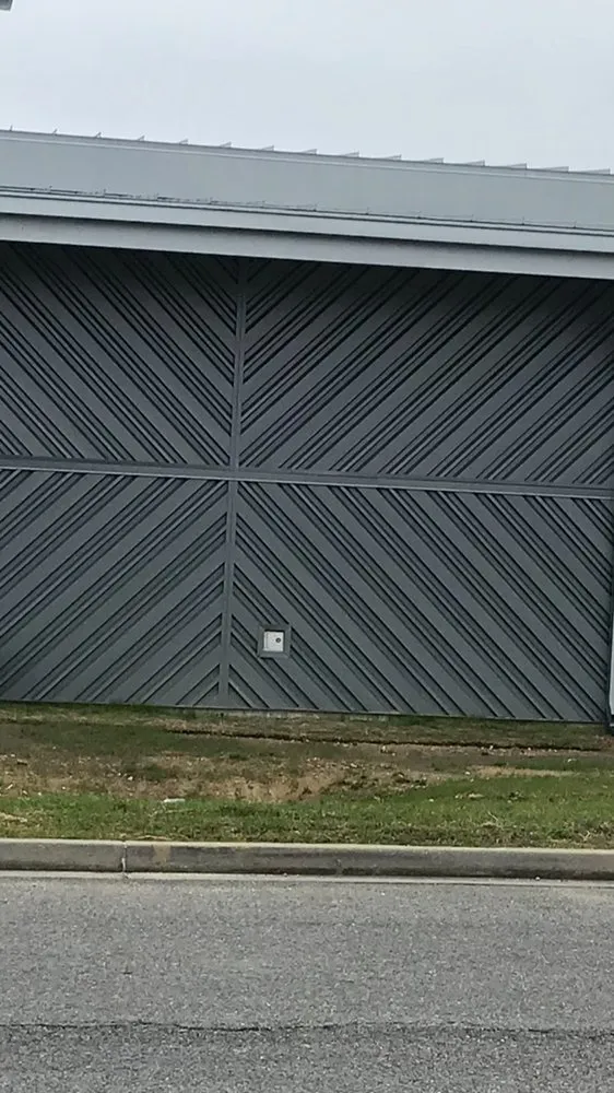 Licensed flat roof repair experts serving Holden, LA - K&G Roofing
