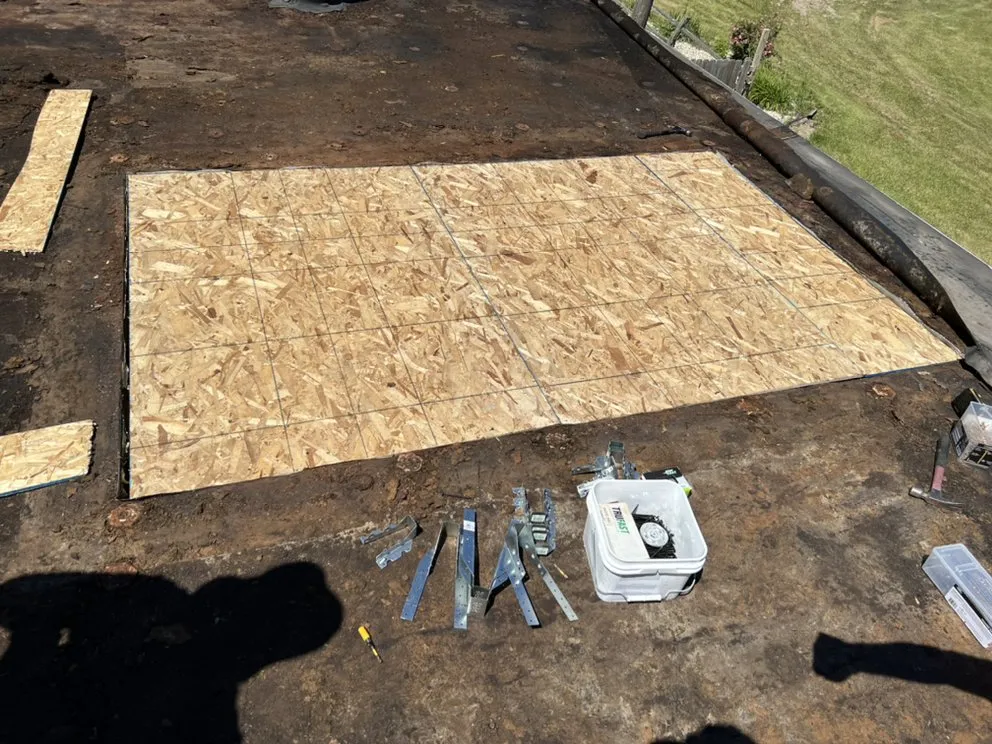 Slide of K&G Roofing