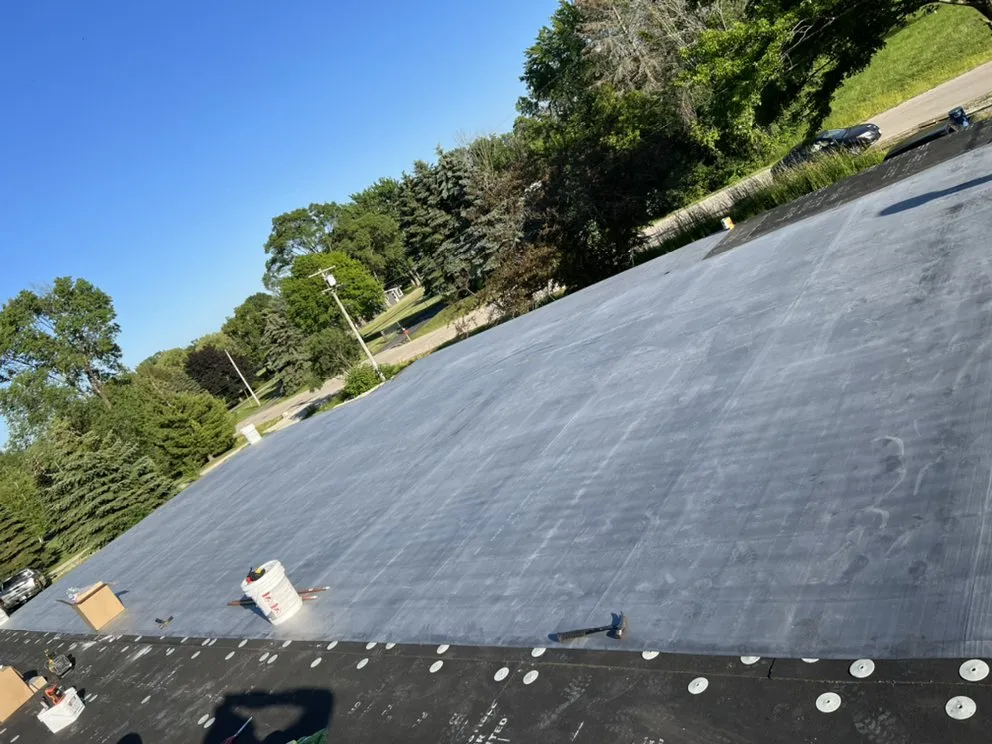 Slide of K&G Roofing