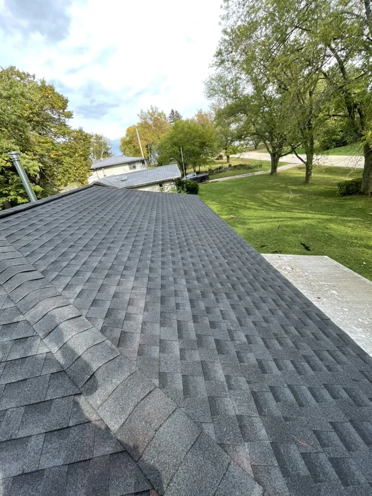 Slide of K&G Roofing