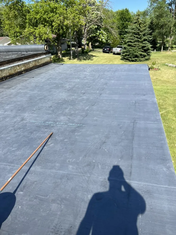 Slide of K&G Roofing