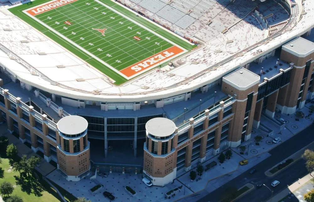 Slide of Kidd Roofing