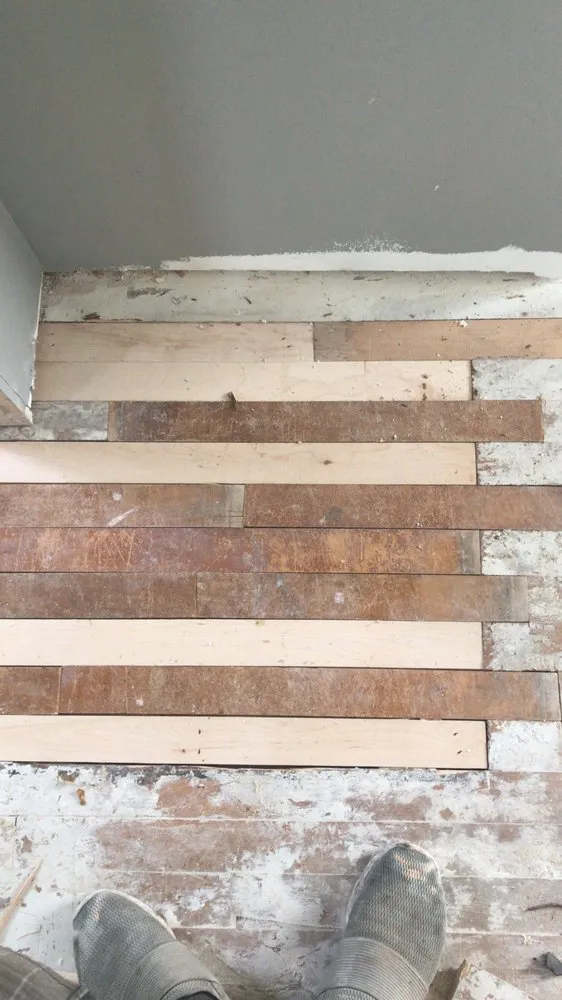 Slide of Kiko Roofing & Lawn Care