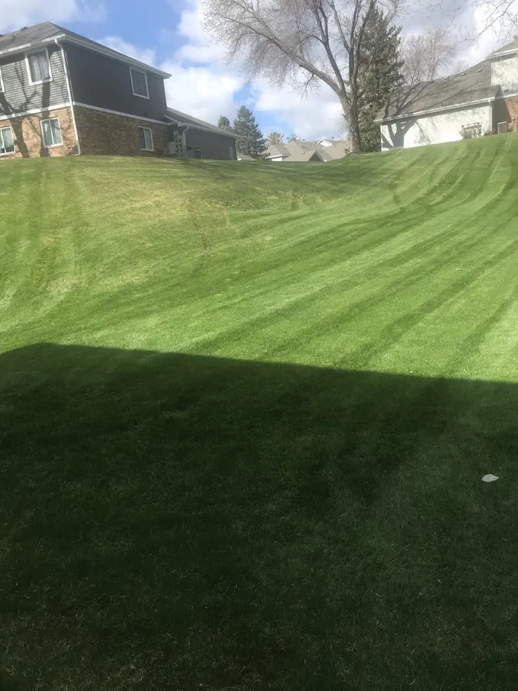 Slide of Kiko Roofing & Lawn Care