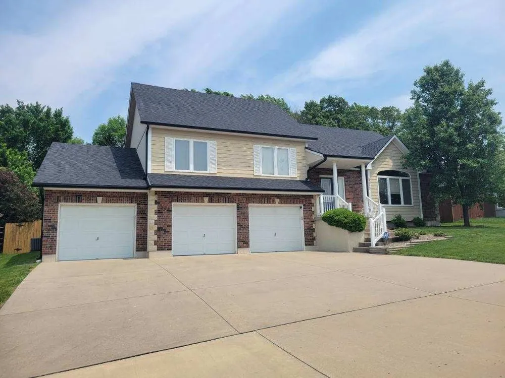 Slide of Kiko Roofing