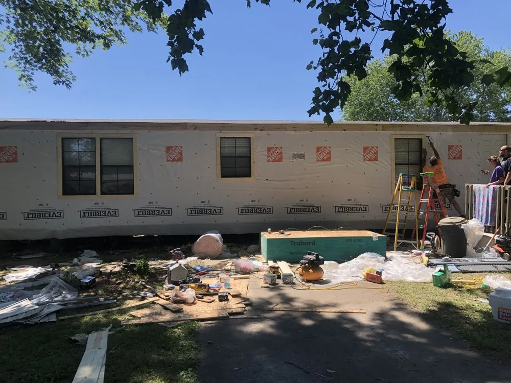 Slide of Kilgore&more contracting