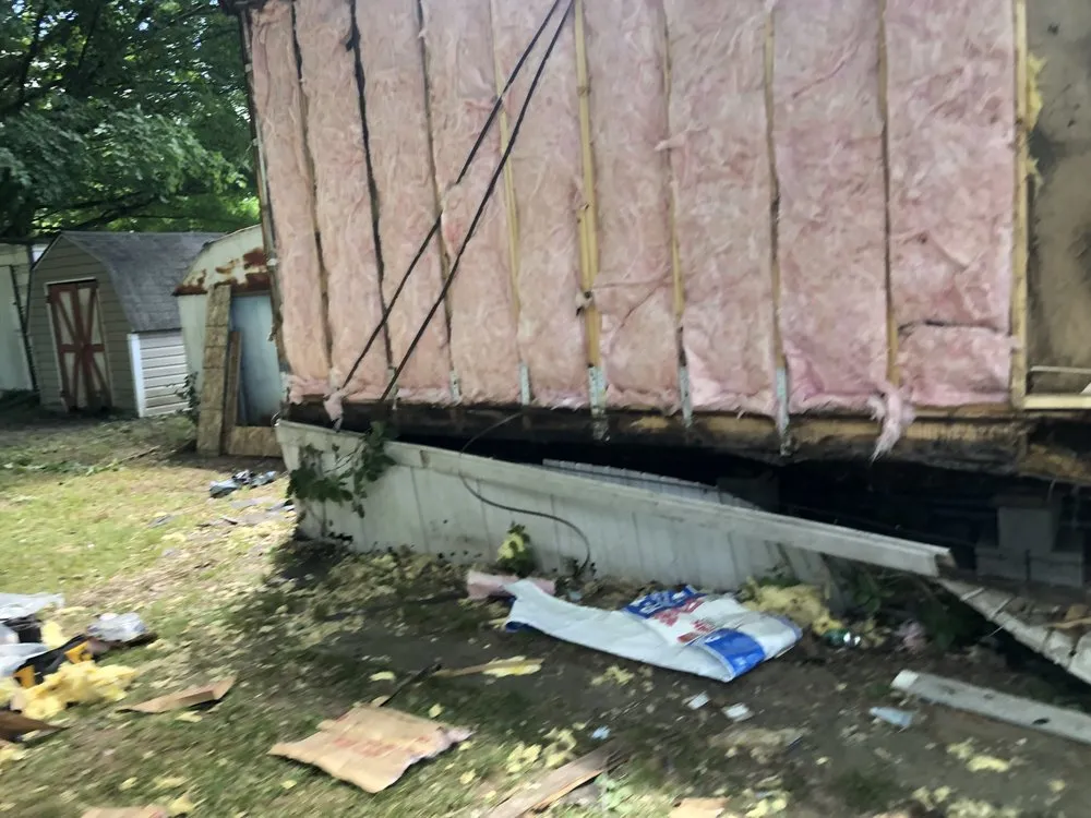 Slide of Kilgore&more contracting