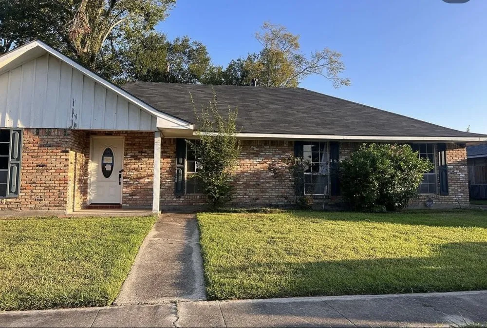Slide of Kinder Roofing and Construction