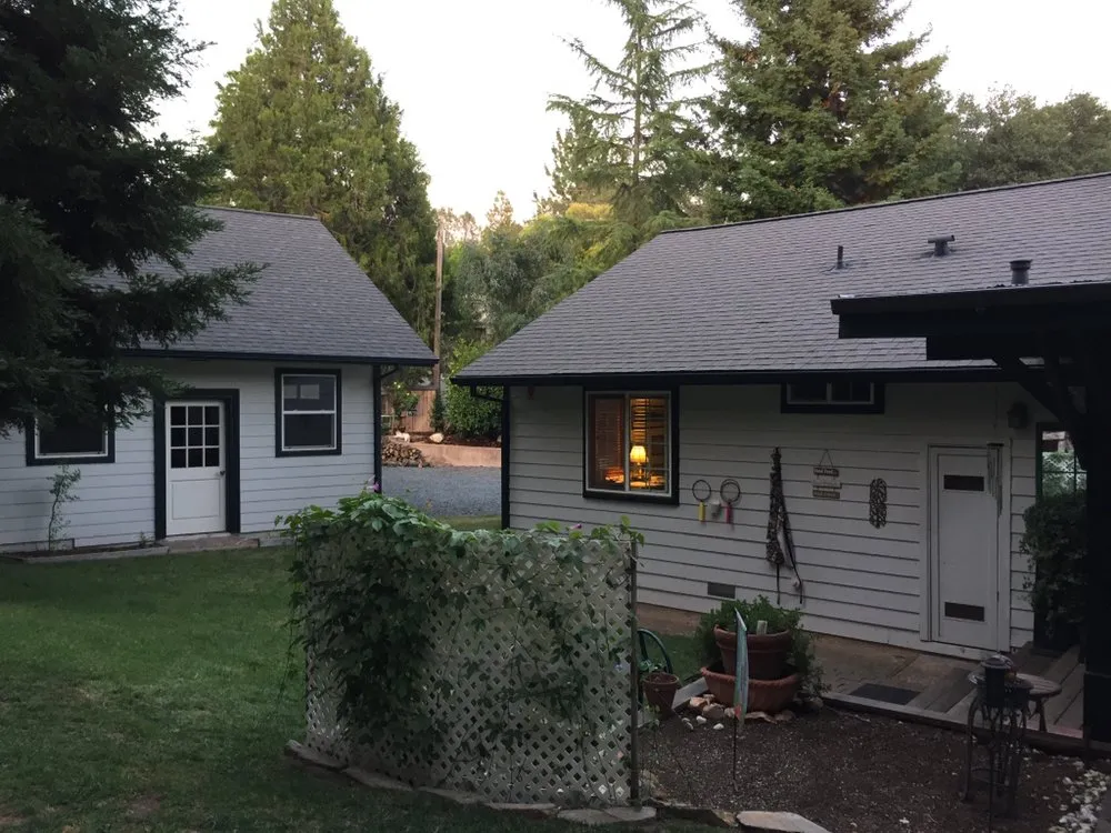 Slide of King Bee Roofing