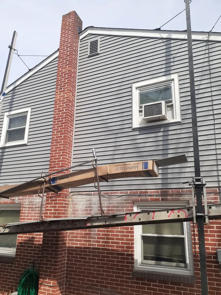 Slide of King Exterior