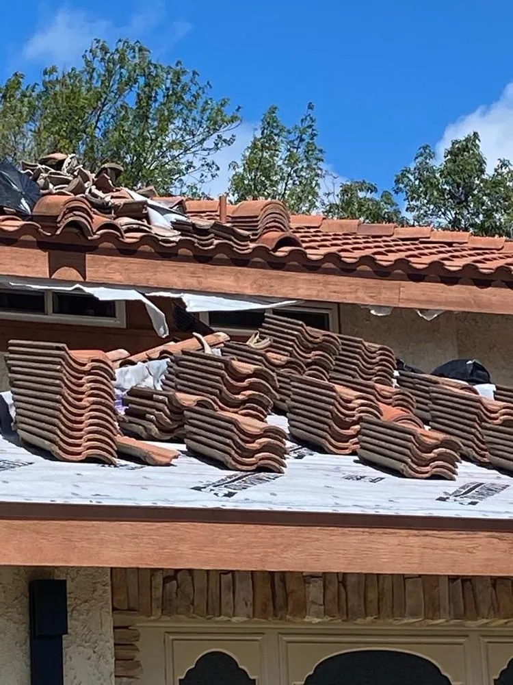 Slide of King Guard Roofing