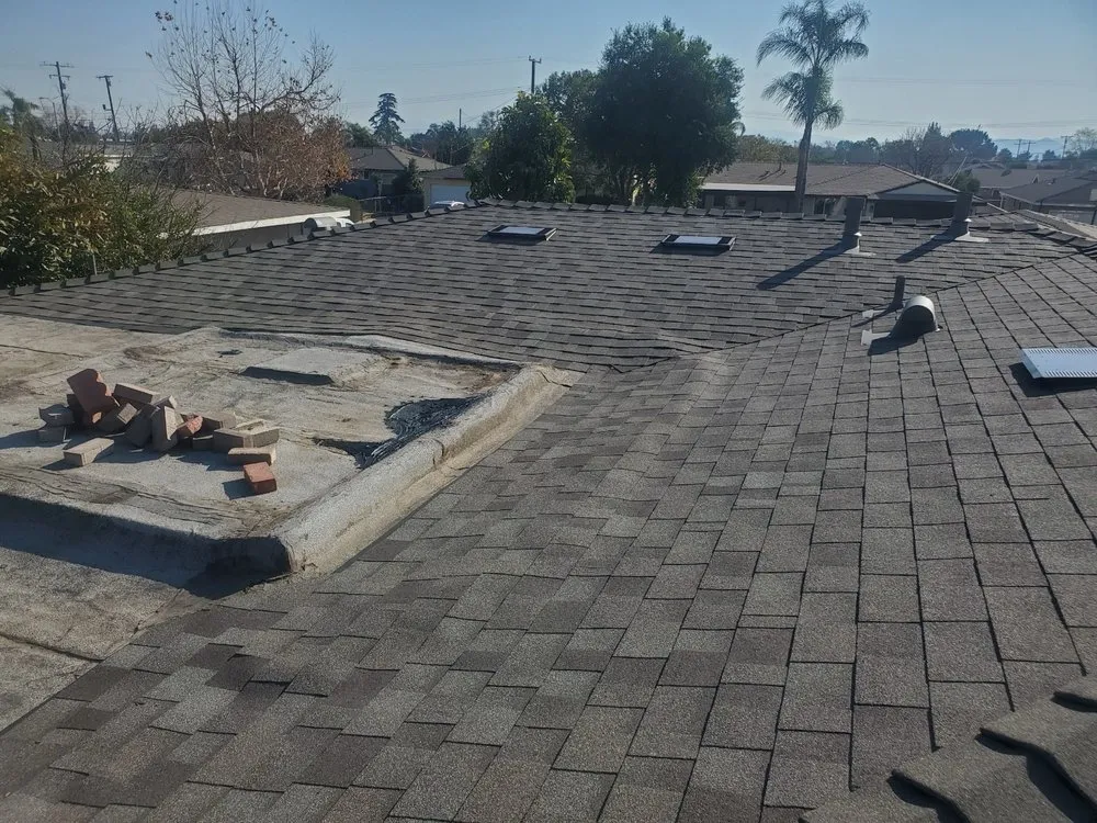 Slide of King Guard Roofing