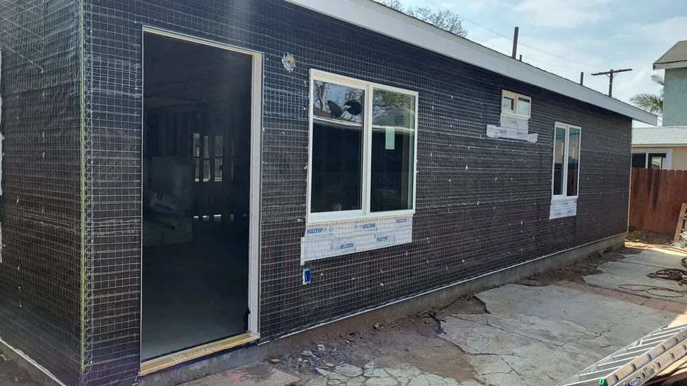 Slide of King Of The Hammer construction 