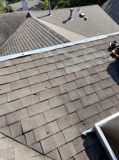 Slide of King Roofing Solution