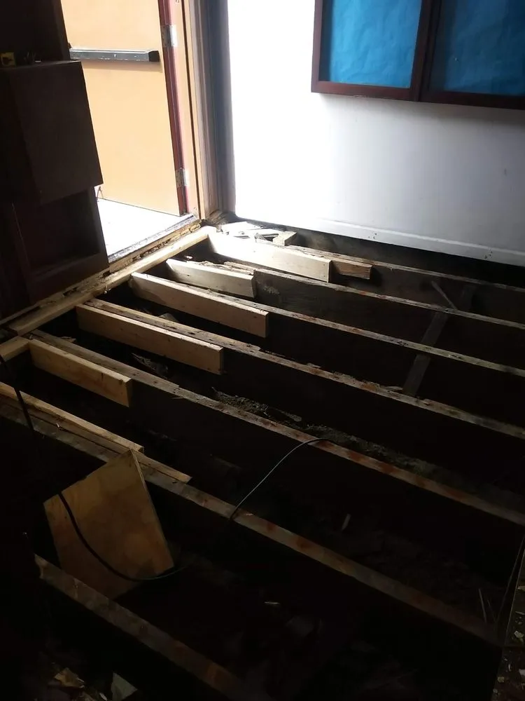 Slide of King Solomon Construction