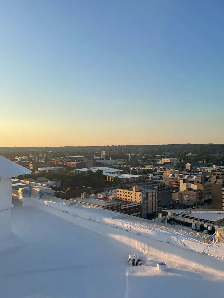 Slide of Kingpin Roofing
