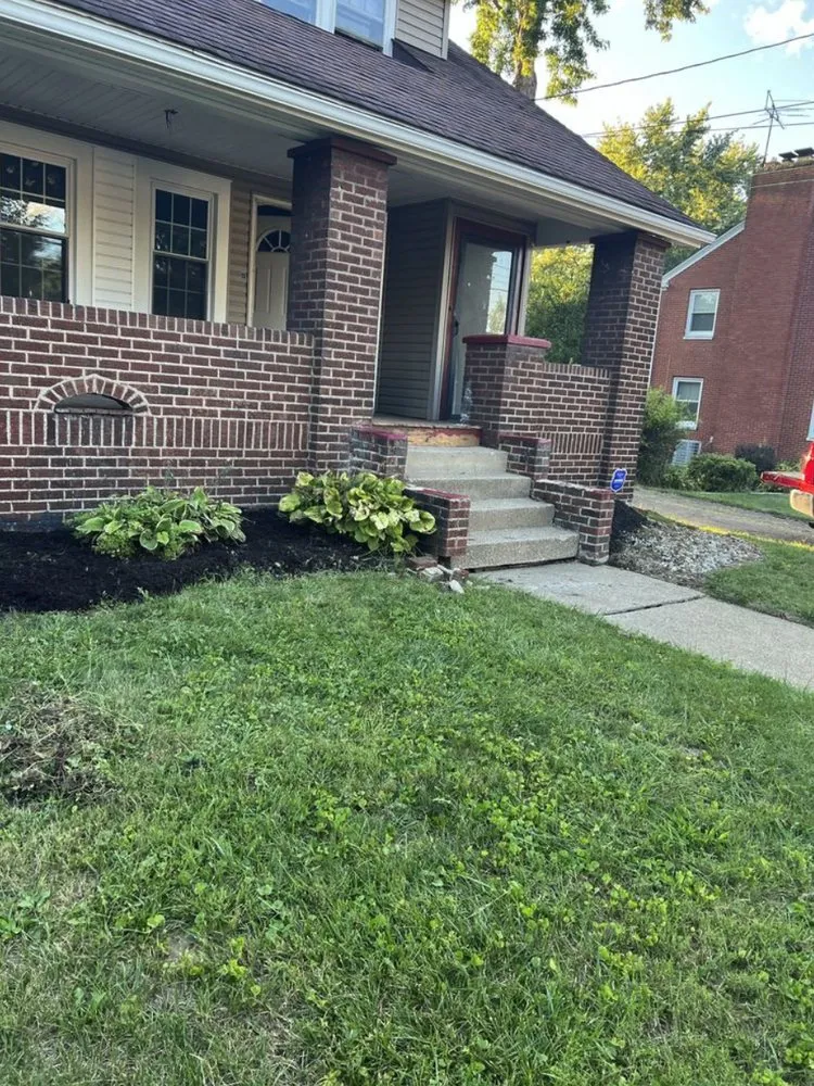 Slide of Kings Crest Construction