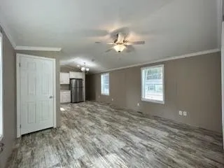 Slide of King's Luxury Construction