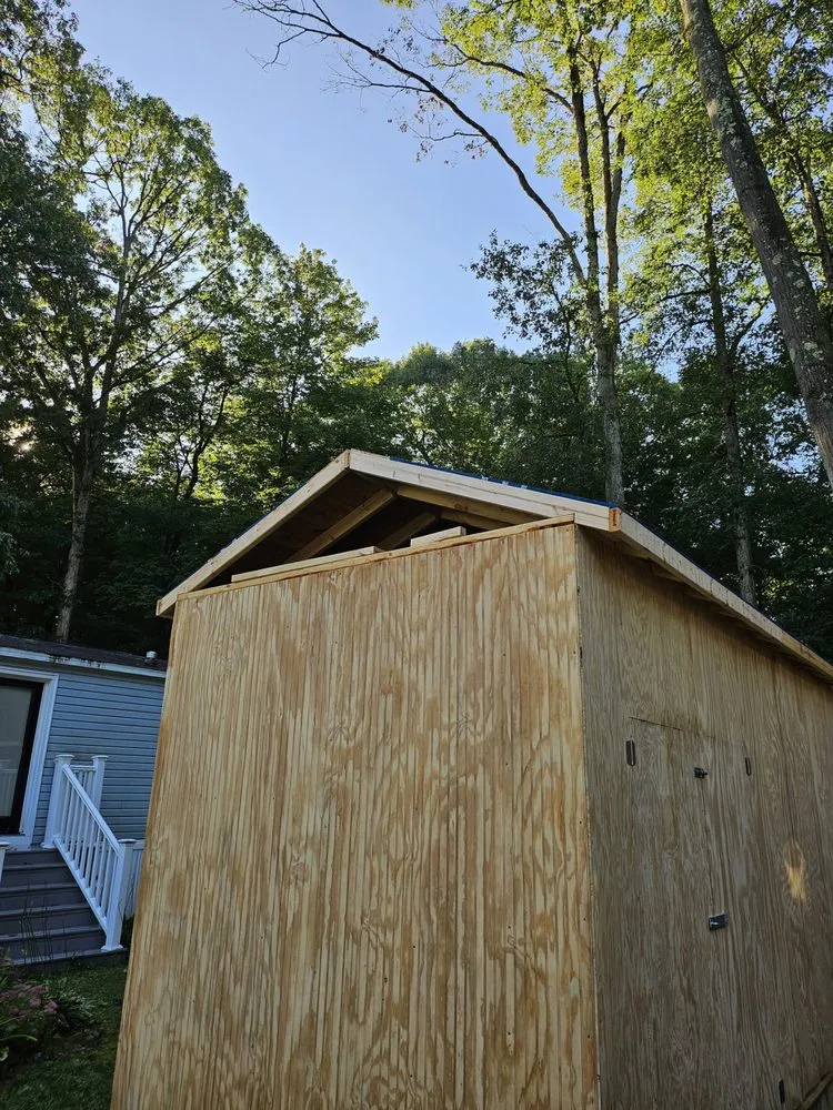 Slide of King's Luxury Construction