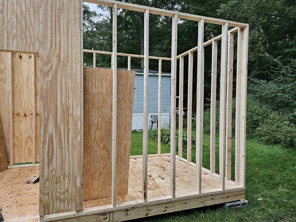 Slide of King's Luxury Construction