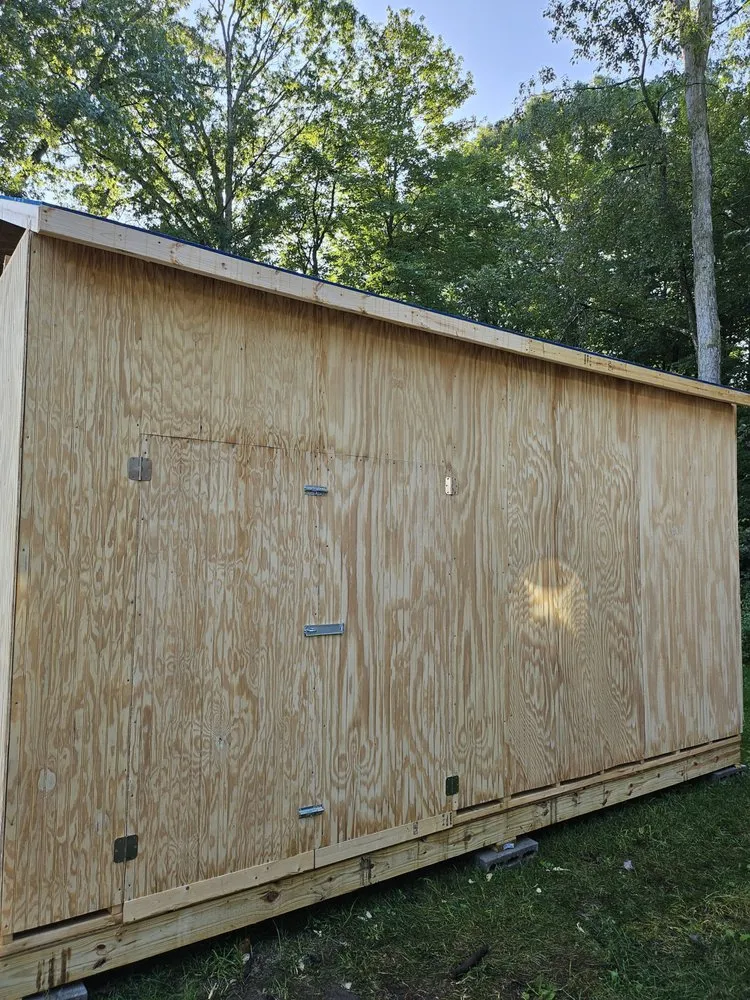 Slide of King's Luxury Construction