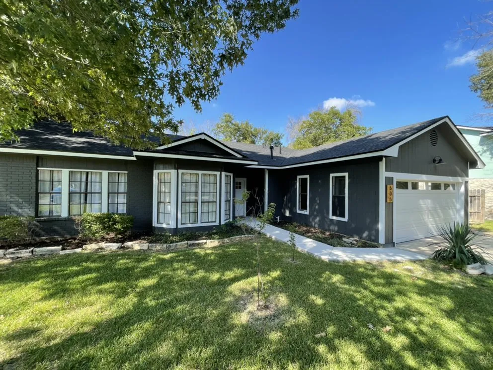 Slide of Kings Ranch Construction and Roofing