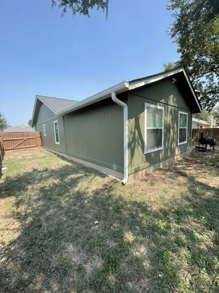 Slide of Kings Ranch Construction and Roofing