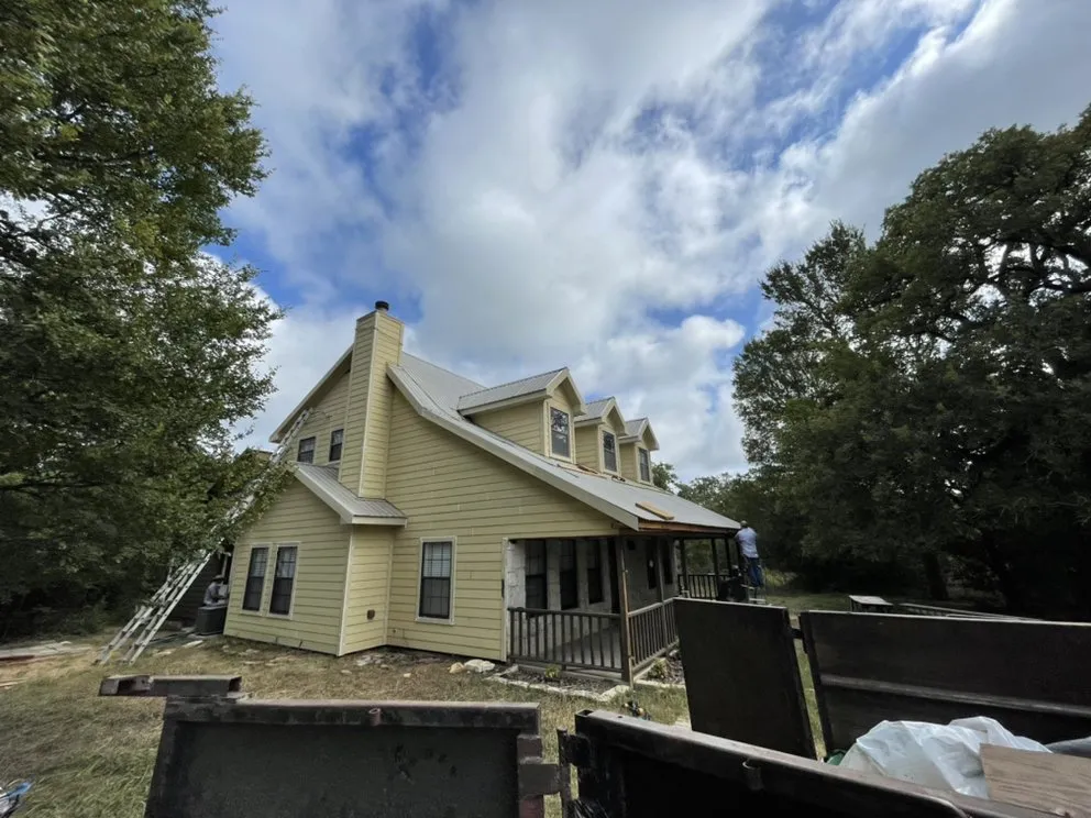 Slide of Kings Ranch Construction and Roofing