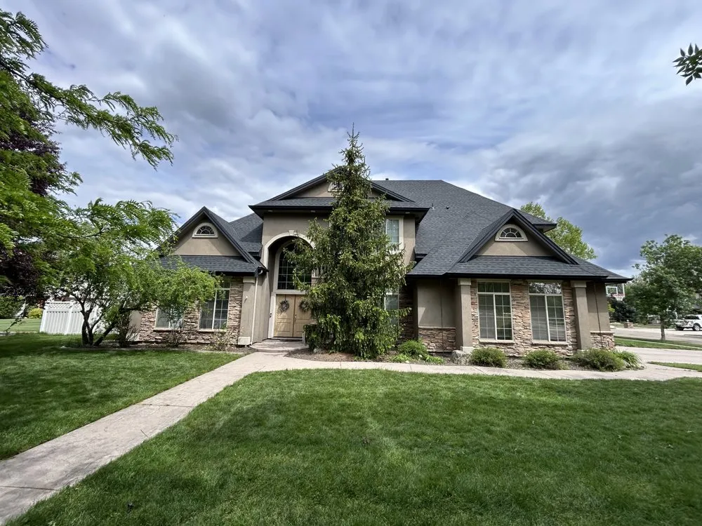 Slide of Kings Roofing & Contracting