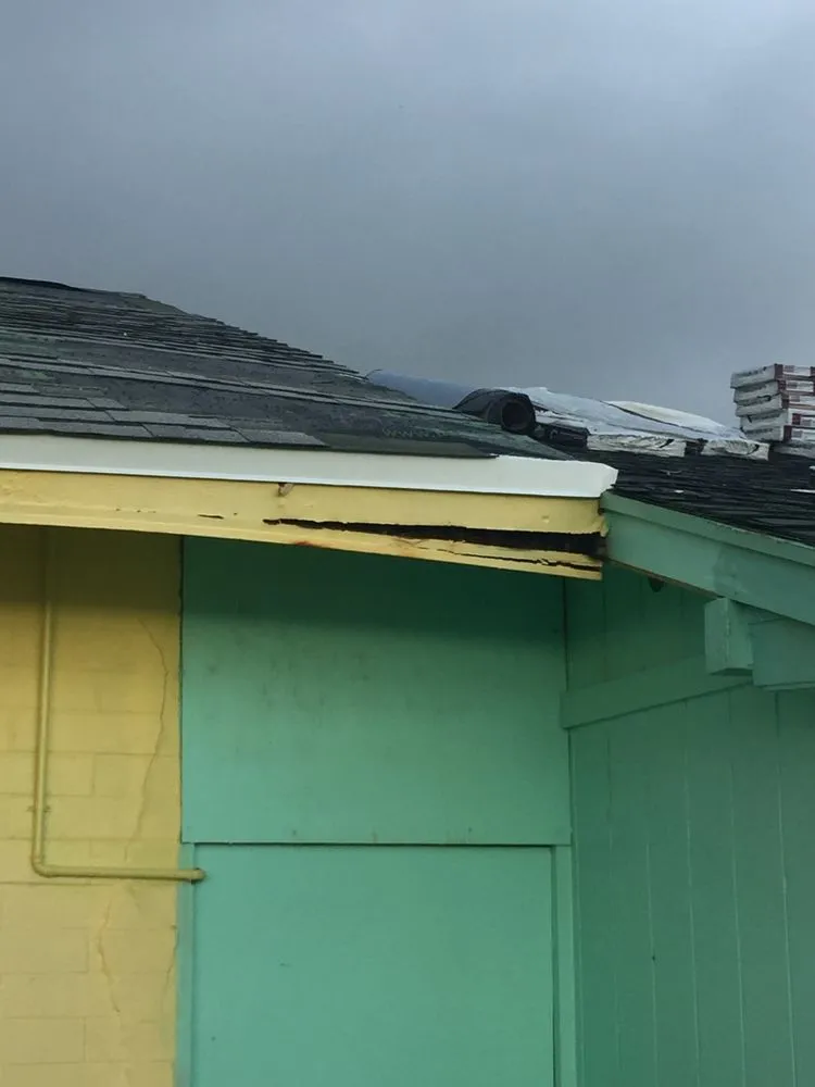 Slide of Kings Roofing