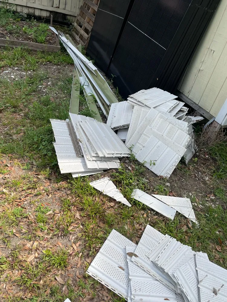 Slide of Kings Roofing NWFL