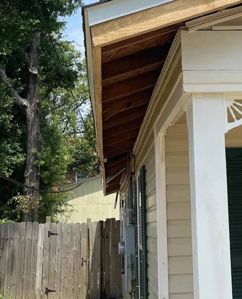 Slide of Kings Roofing NWFL