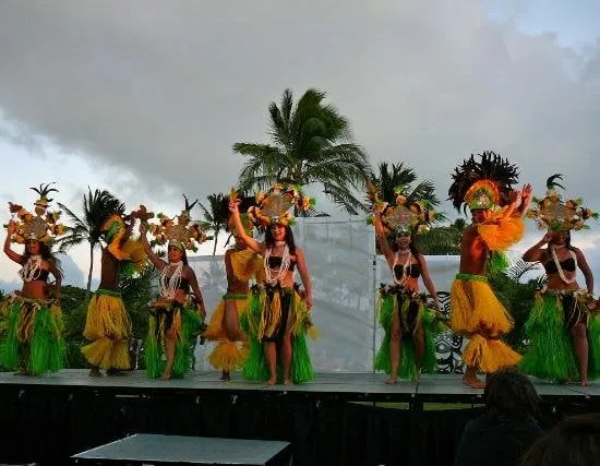 Slide of Kings Roofing