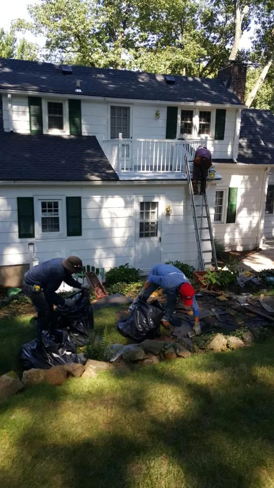 Slide of Kings Roofing