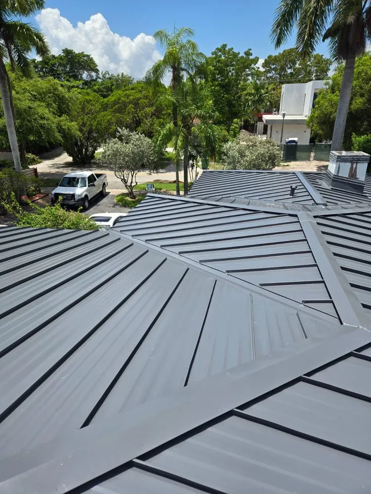 Slide of Kingsman Roofing