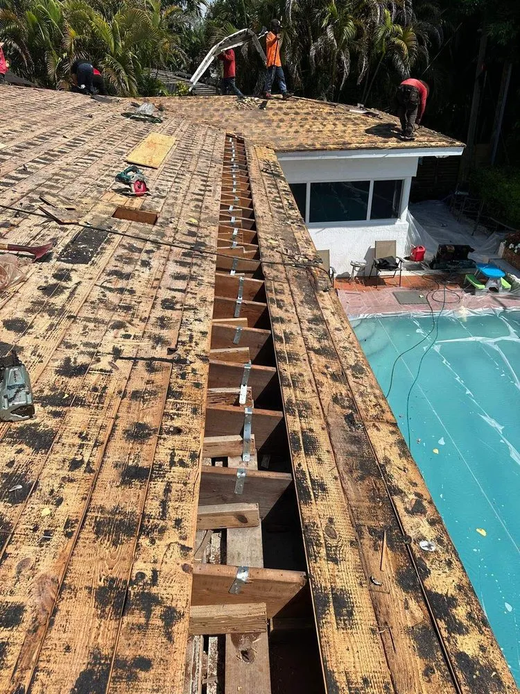 Slide of Kingsman Roofing