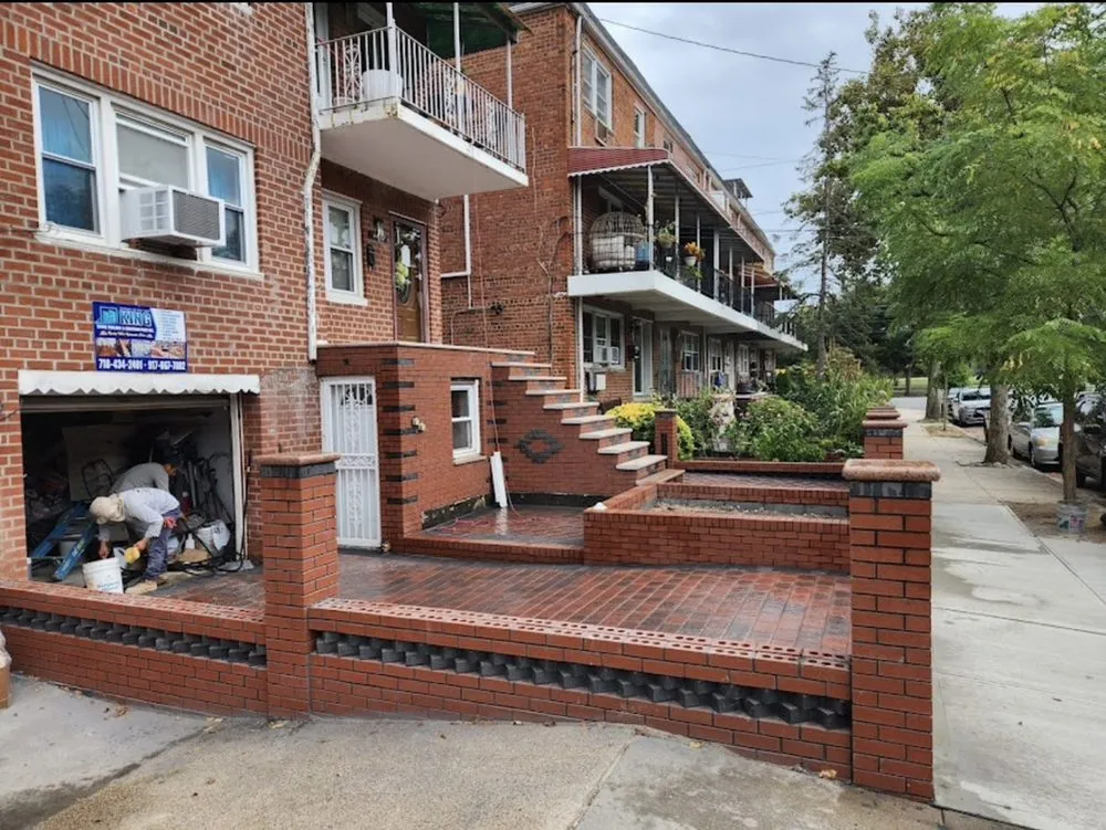 Slide of Kingstone Builder & Construction