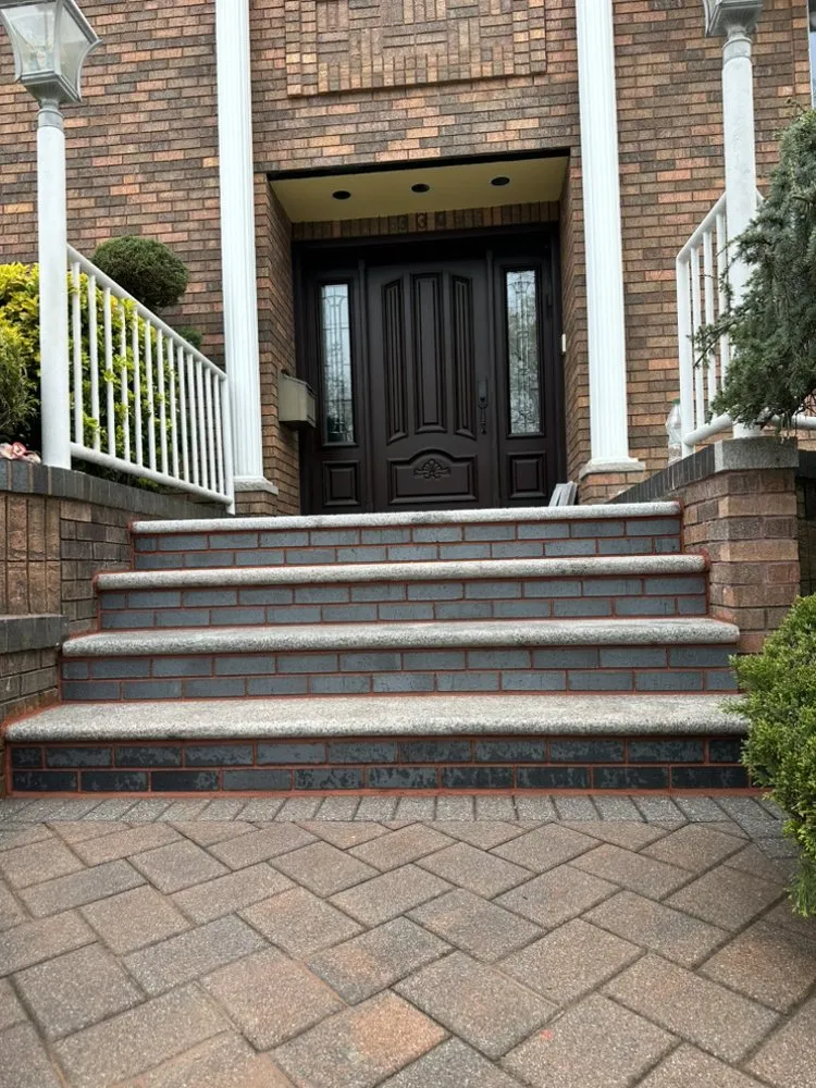 Slide of Kingstone Builder & Construction