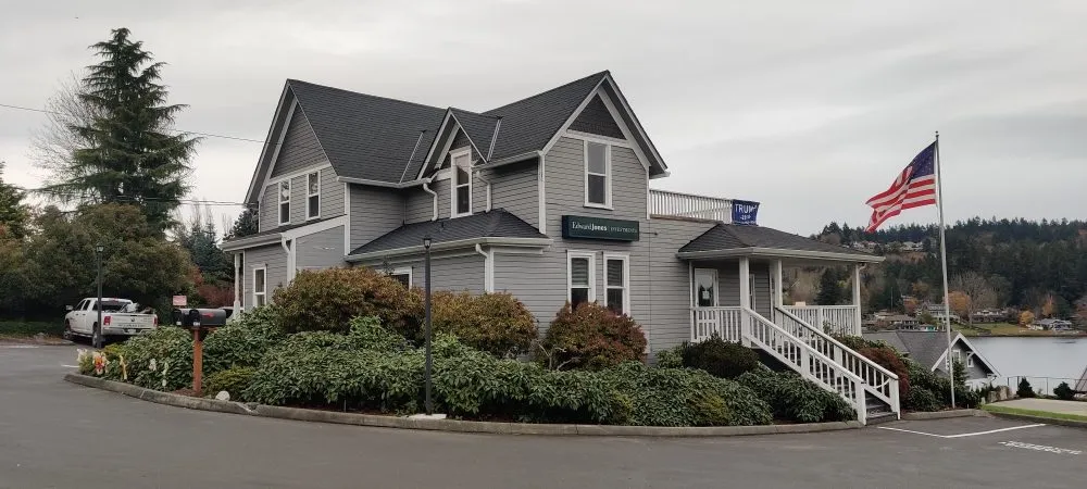 Slide of Kitsap Construction